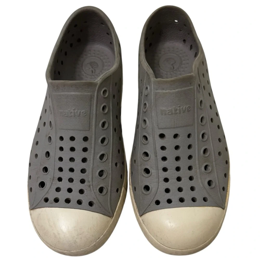 Native Jefferson Kid slip on sneakers size 12